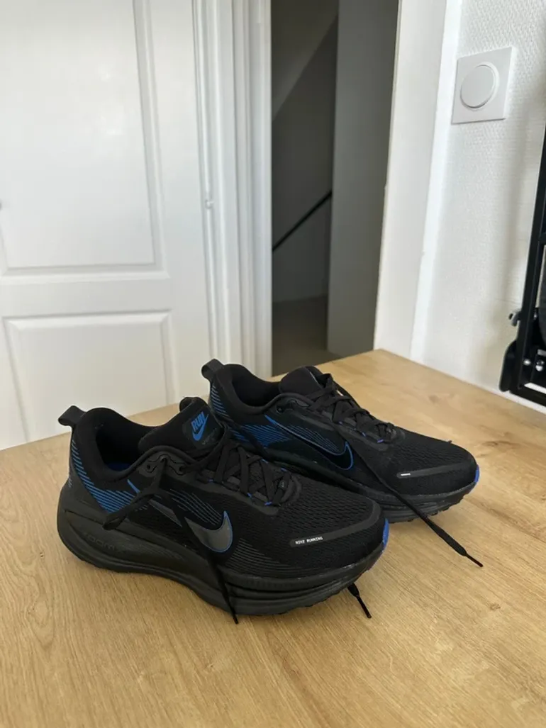 Used Nike Vomero 18 bike — image 1 of 4