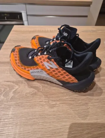 Used New Balance Minimus bike — image 2 of 8