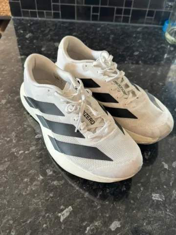 Použité Adidas ADIZERO EVO SL Running Shoes
