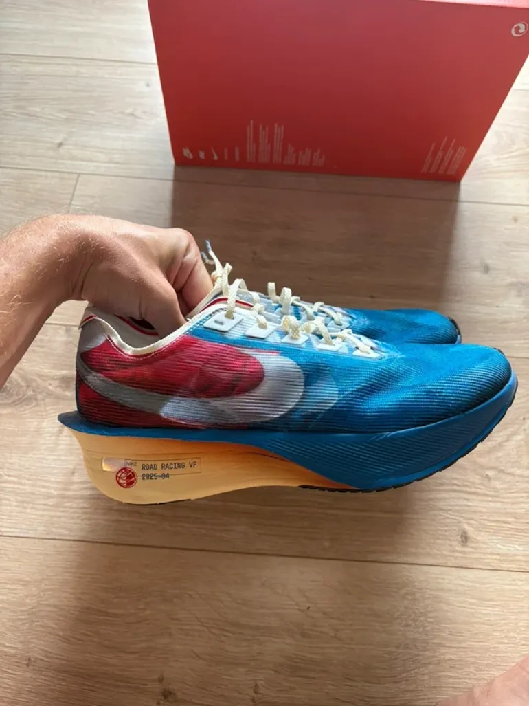 Used Nike Vaporfly 4 bike — image 2 of 4