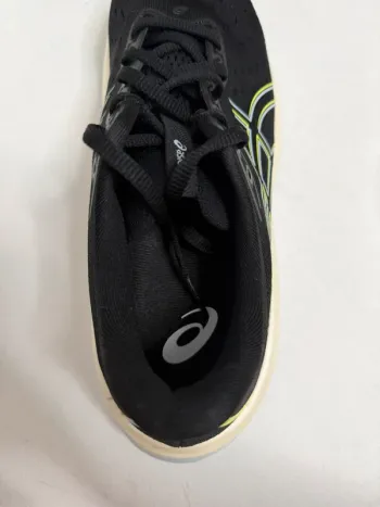 Used Asics Cumulus FFBlast+ bike — image 2 of 4