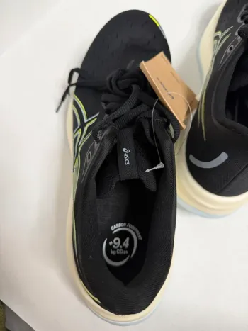 Used Asics Cumulus FFBlast+ bike — image 3 of 4