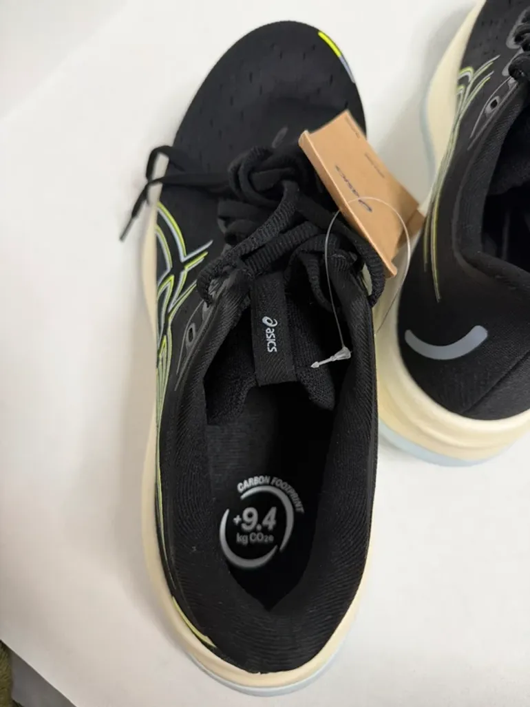Used Asics Cumulus FFBlast+ bike — image 3 of 4