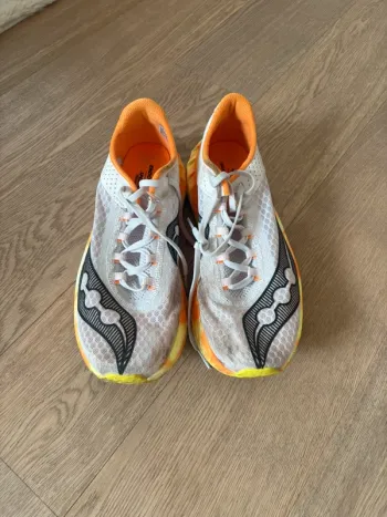 Käytetty Saucony Endorphin Pro 4 bike — kuva 3 / 4