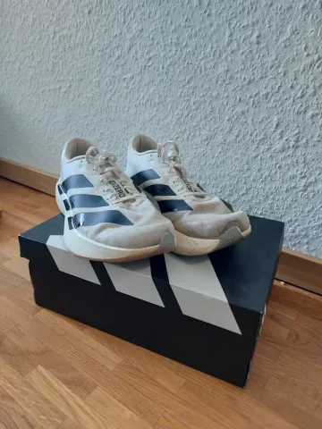 Použité Adidas Evo SL Running Shoes