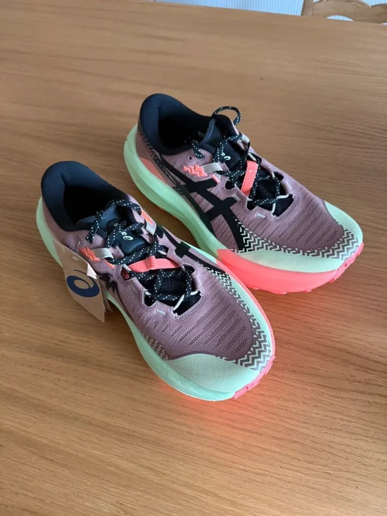Použité Asics Trabuco Max 5 bike — obrázek 2 z 3