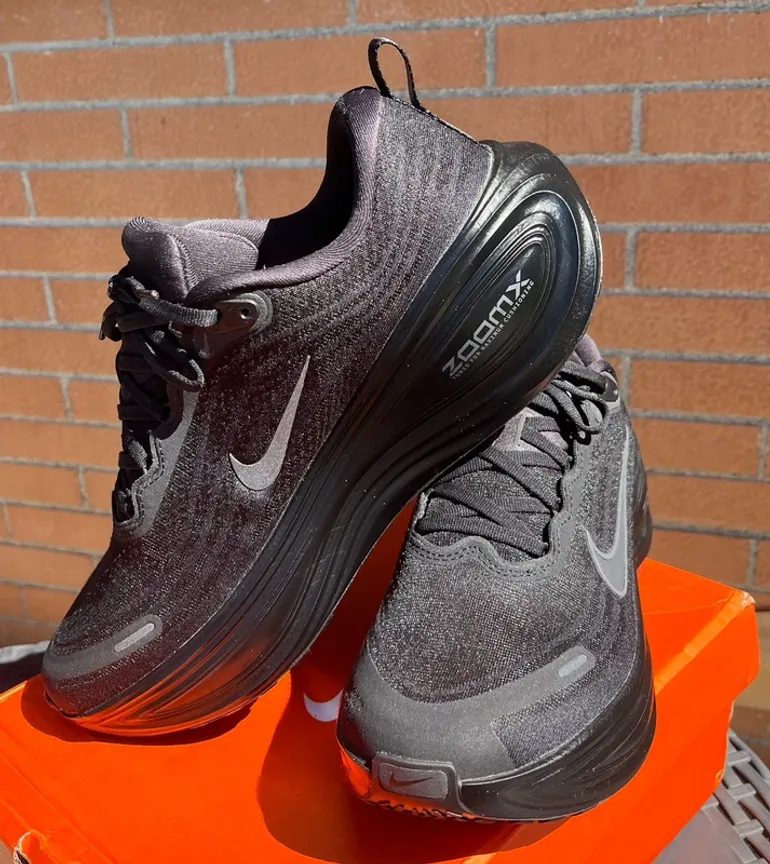 Used Nike Vomero Plus bike — image 4 of 12