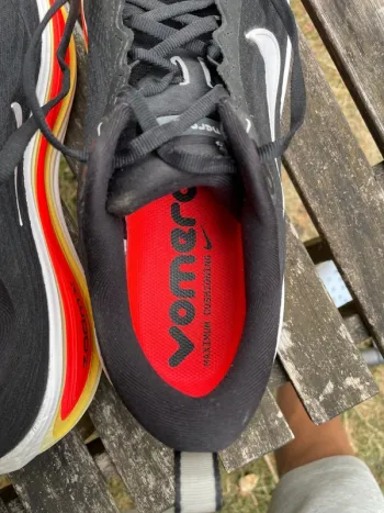 Tweedehands Nike Vomero Plus bike — afbeelding 9 van 9