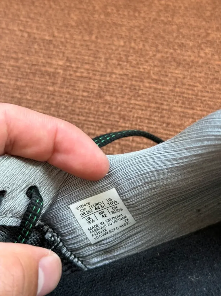 Asics Novablast 3 bike usato — immagine 8 di 8