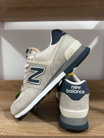Used New Balance 574v2 Running Shoes