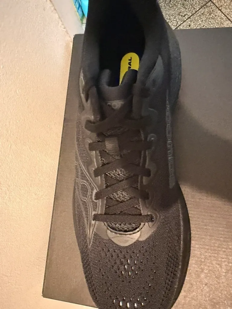 Used Saucony Baskets bike — image 3 of 6