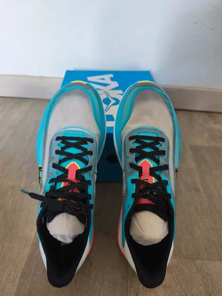 Used Hoka Cielo X1 bike — image 4 of 14