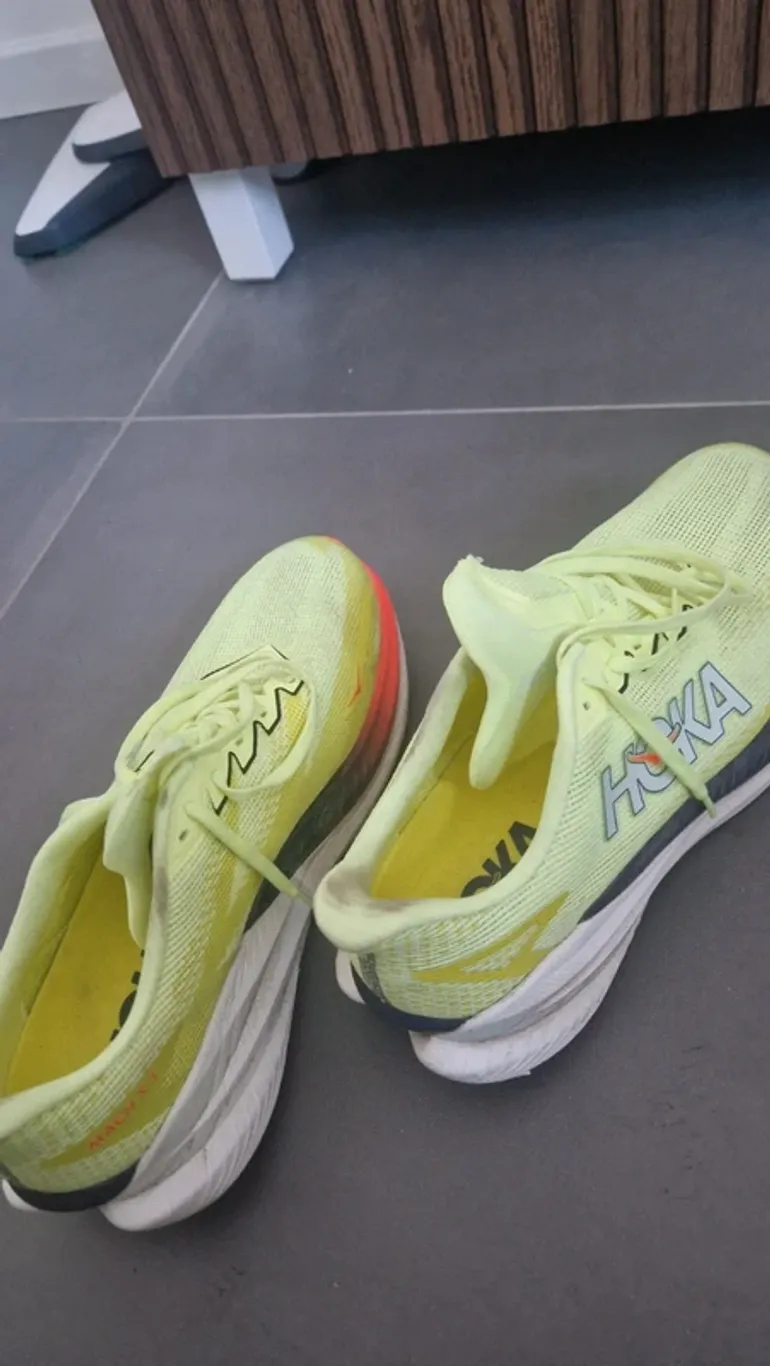 Used Hoka Scarpe bike — image 3 of 5