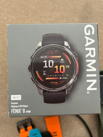 Used Garmin fenix 8 47 mm bike — image 2 of 4