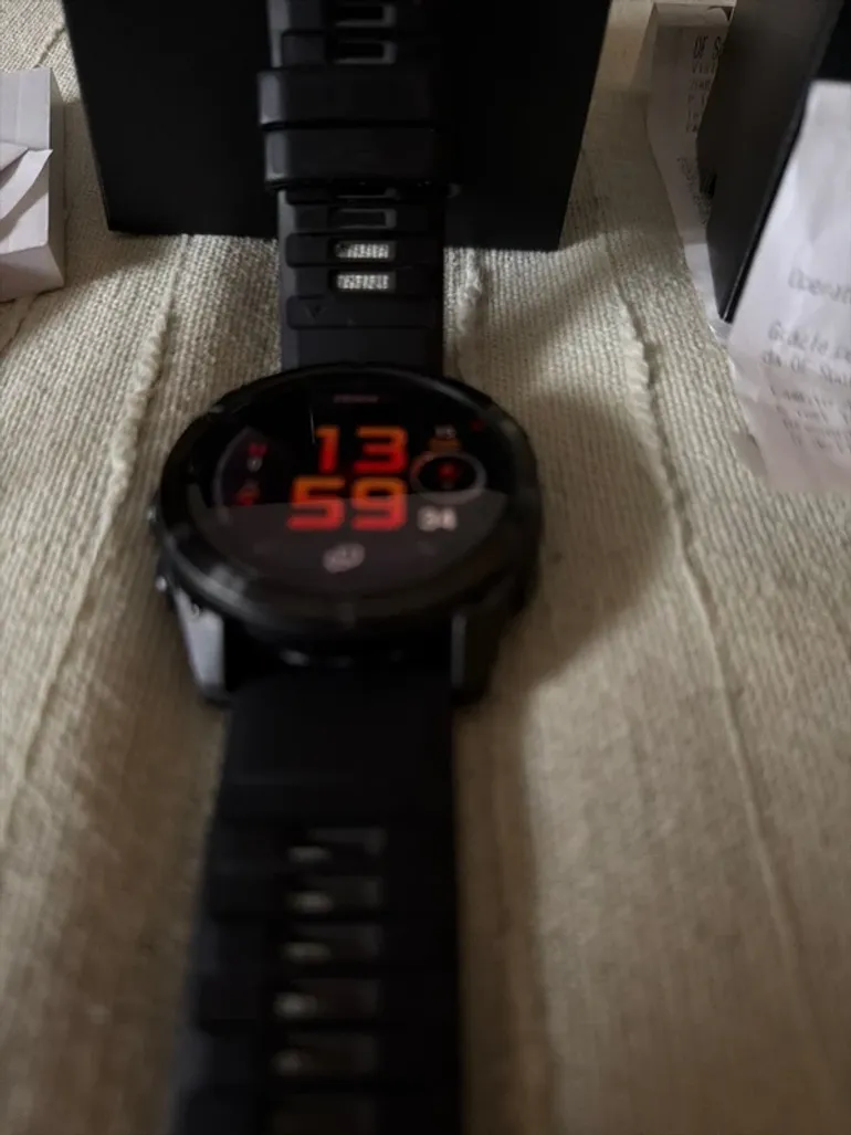 Used Garmin Fenix 8 Pro bike — image 6 of 8