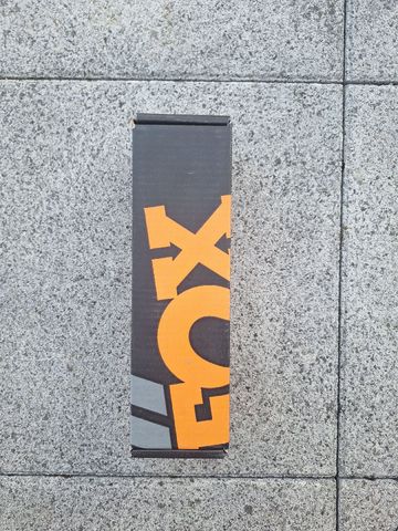Brugt Fox DHX2 Factory 2021 bike — billede 4 af 8