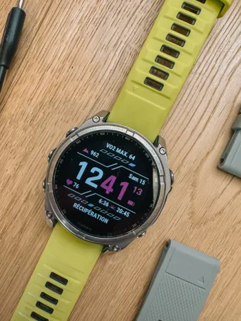 Used Garmin Fenix 8 Solar bike — image 1 of 4