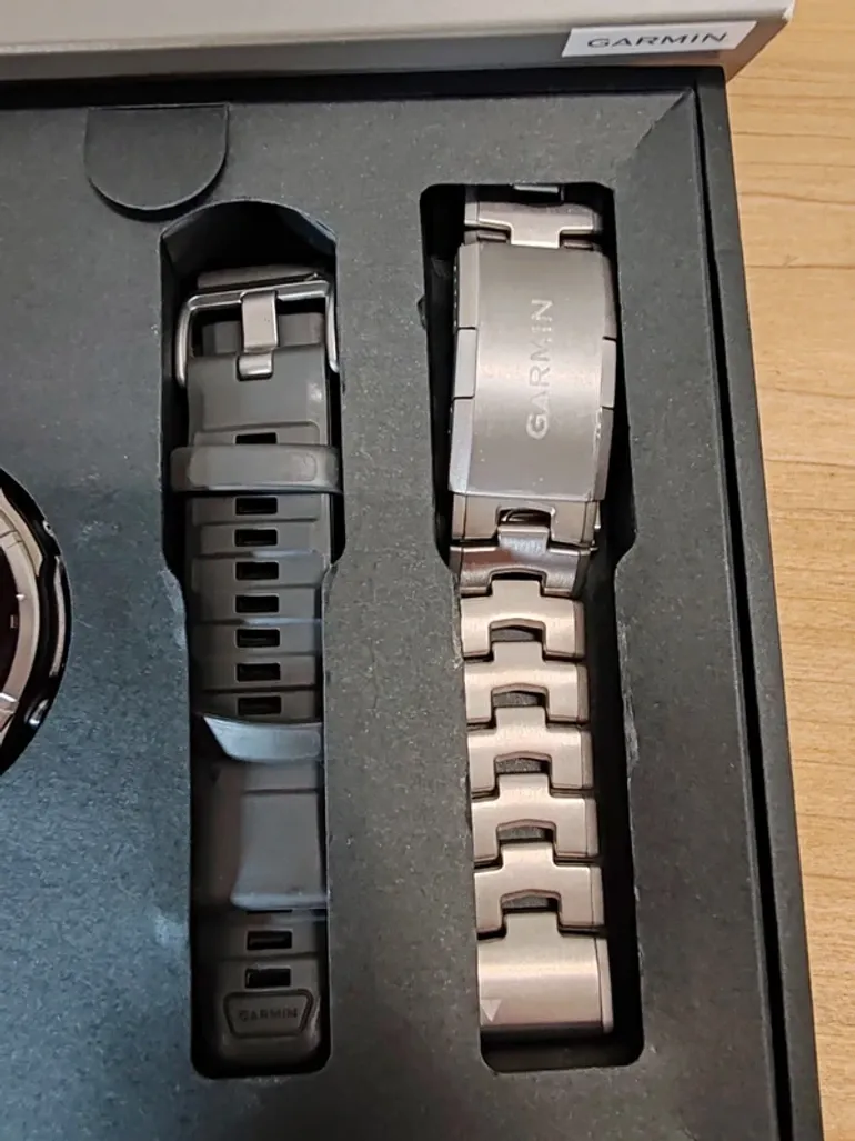 Used Garmin fenix 8 bike — image 3 of 5