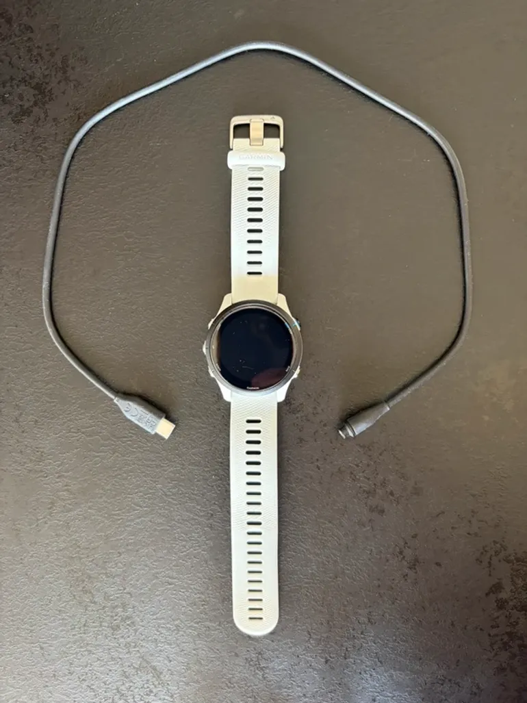 Used Garmin Forerunner 255 Music bike — image 2 of 3