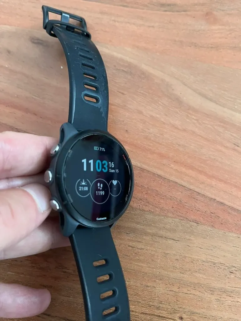 Used Garmin Forerunner 255 bike — image 3 of 6