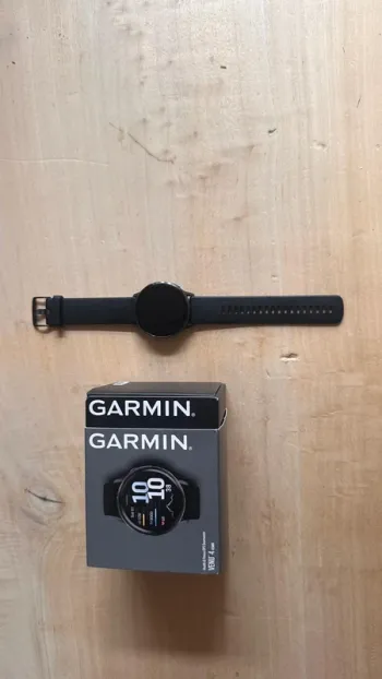 Used Garmin Venu 4 bike — image 1 of 4