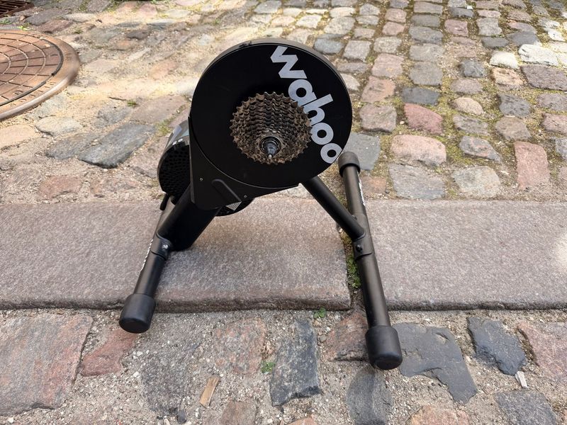 Wahoo KICKR CORE Cycling Accessories d'occasion