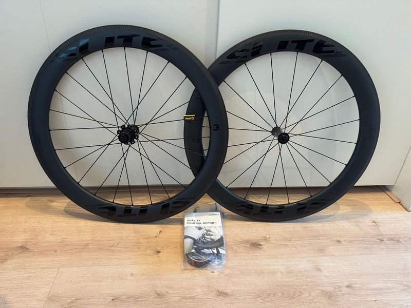 Elite-Wheels 60mm Carbon Rim Brake Wheelset 2026 Wheels usato