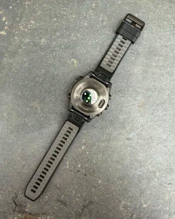 Used Garmin Fenix 8 Sapphire AMOLED bike — image 4 of 4