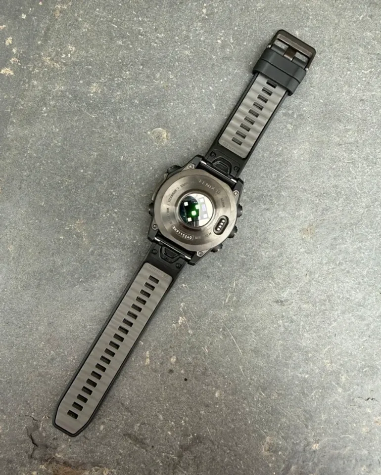 Used Garmin Fenix 8 Sapphire AMOLED bike — image 4 of 4