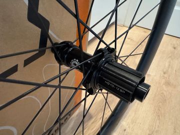 Used Elite-Wheels 60mm Carbon Disc Wheelset 2026 Wheels