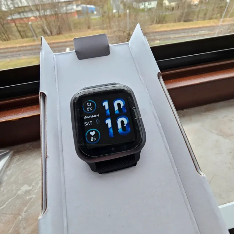 Used Garmin Venu SQ2 bike — image 2 of 4