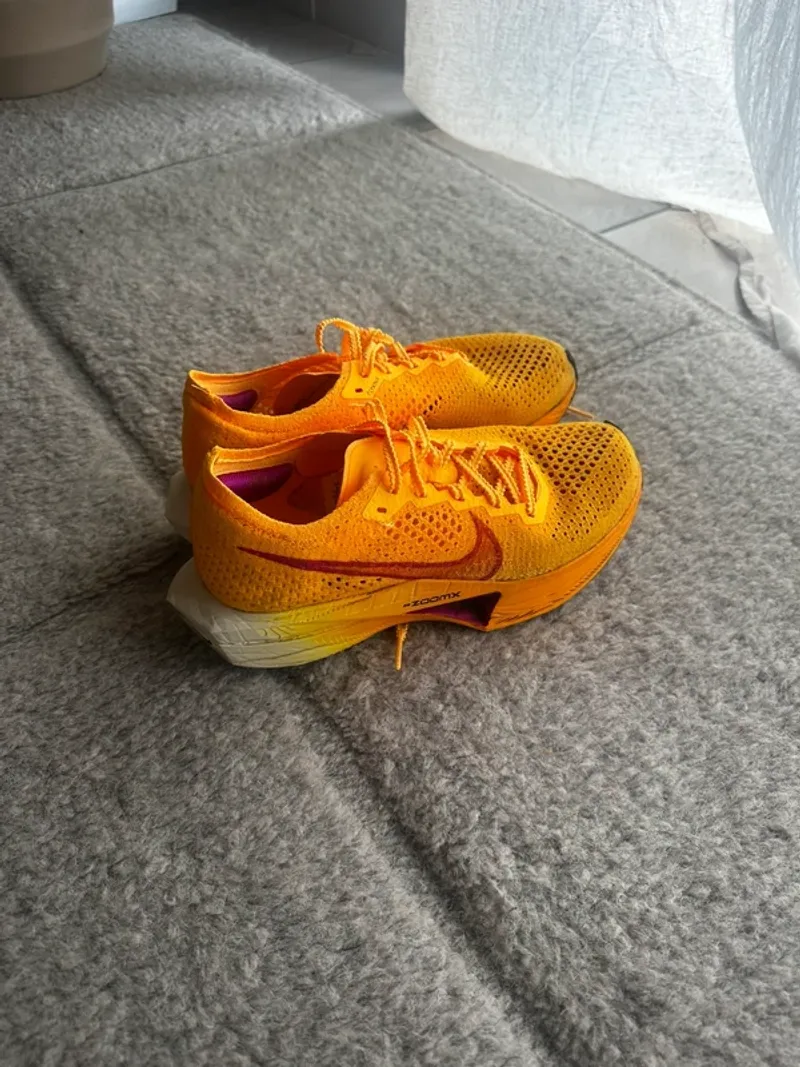 Brugt Nike Vaporfly 3 ZoomX Running Shoes