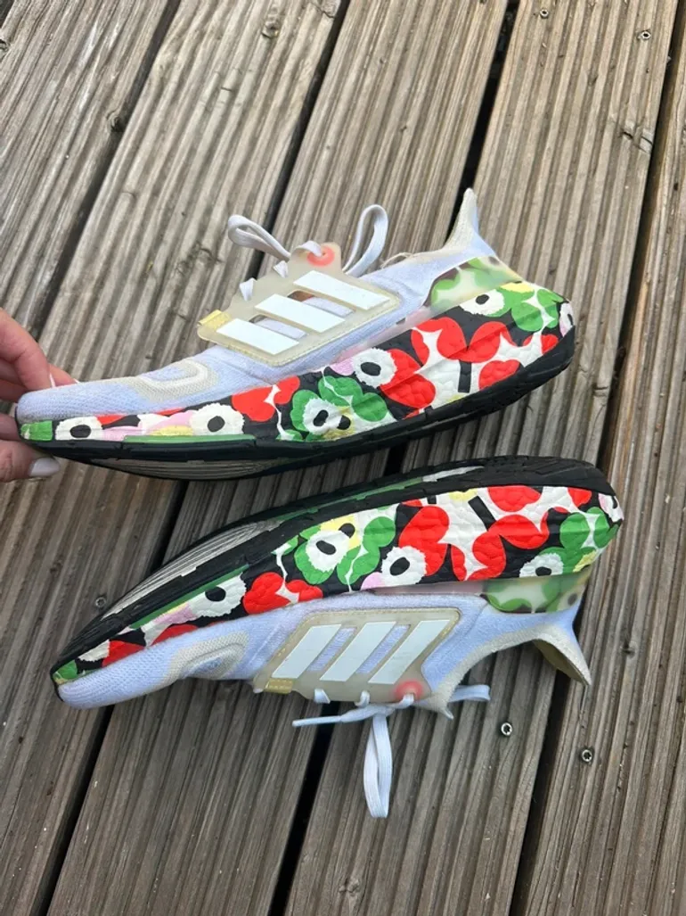Tweedehands Adidas Ultraboost 22 W X Marimekko bike — afbeelding 6 van 11