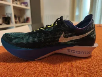 Used Nike Zoom Streakfly 2 bike — image 2 of 9