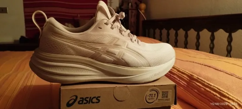 Tweedehands Asics Running Shoes bike — afbeelding 3 van 7