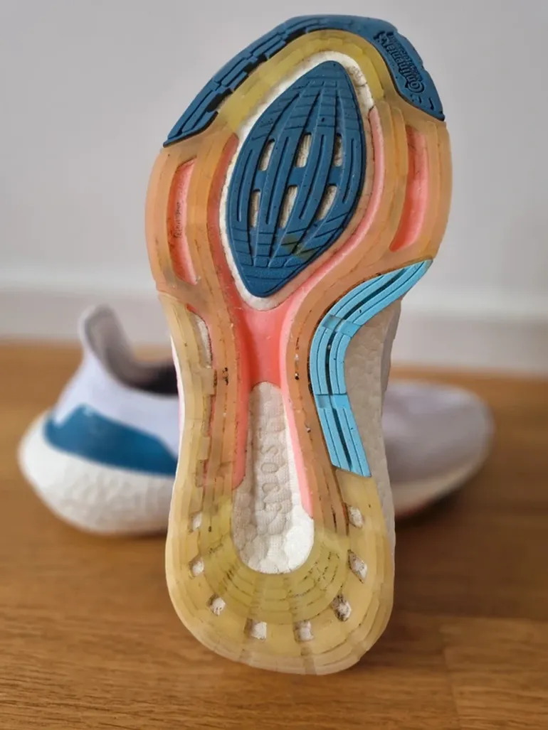 Tweedehands Adidas Ultraboost bike — afbeelding 6 van 7