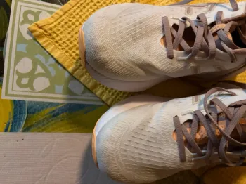 Used Asics Gel Nimbus 27 bike — image 7 of 7