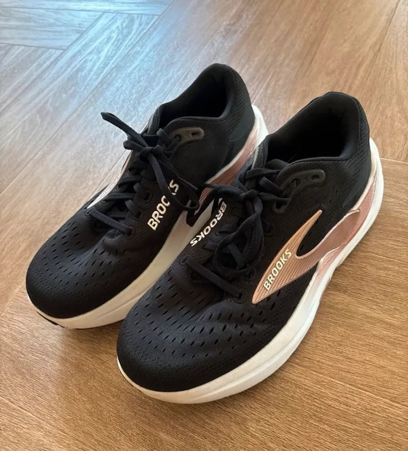 Used Brooks Ghost Max Running Shoes