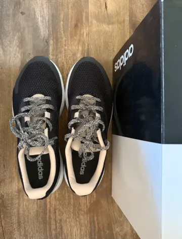 Brugt Adidas Laufschuh bike — billede 1 af 15