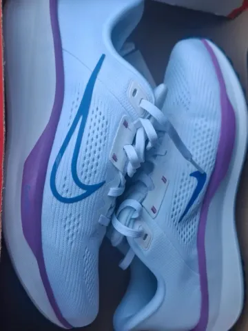Tweedehands Nike Running Shoes bike — afbeelding 1 van 2