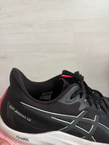 Used Asics Running Shoes bike — image 5 of 5