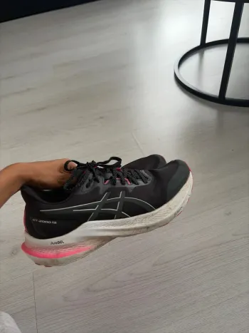Used Asics Running Shoes bike — image 1 of 5
