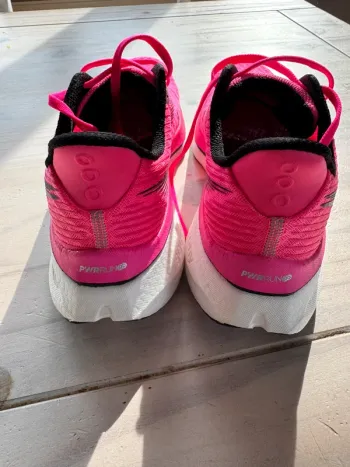 Używany Saucony Endorphin Speed 5 bike — zdjęcie 2 z 3