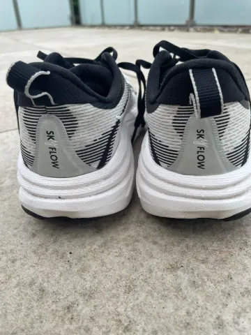 Used Lauf HOKA Skyflow bike — image 6 of 8