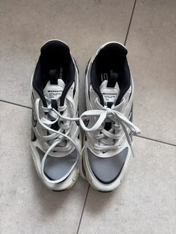 Käytetty Nike Zoom Air Running Shoes