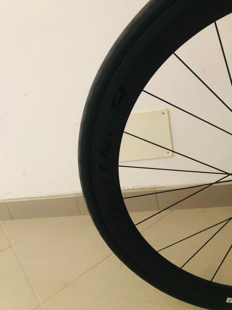 Used Bontrager Aeolus comp 5 bike — image 2 of 2