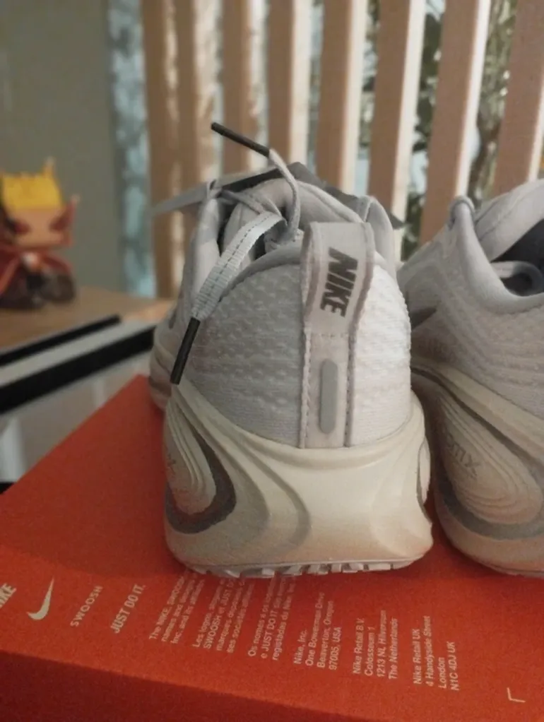 Used Nike Vomero Plus bike — image 7 of 12