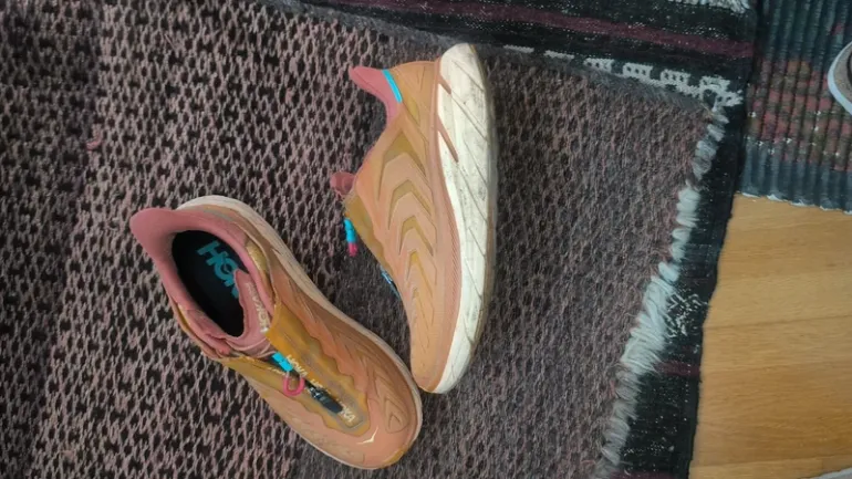Tweedehands Hoka Progetto Cliffon Desert Sun bike — afbeelding 4 van 6