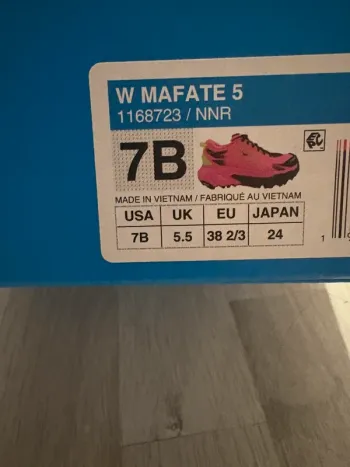 Used Rose HOKA Running Shoes bike — image 4 of 5