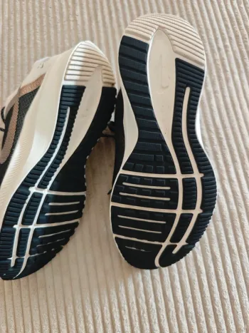 Nike Quest 6 bike de segunda mano — imagen 3 de 6